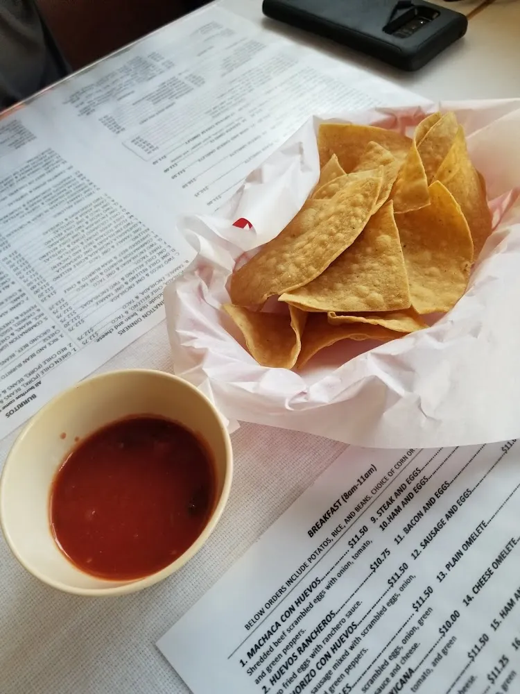 Chips & Salsa